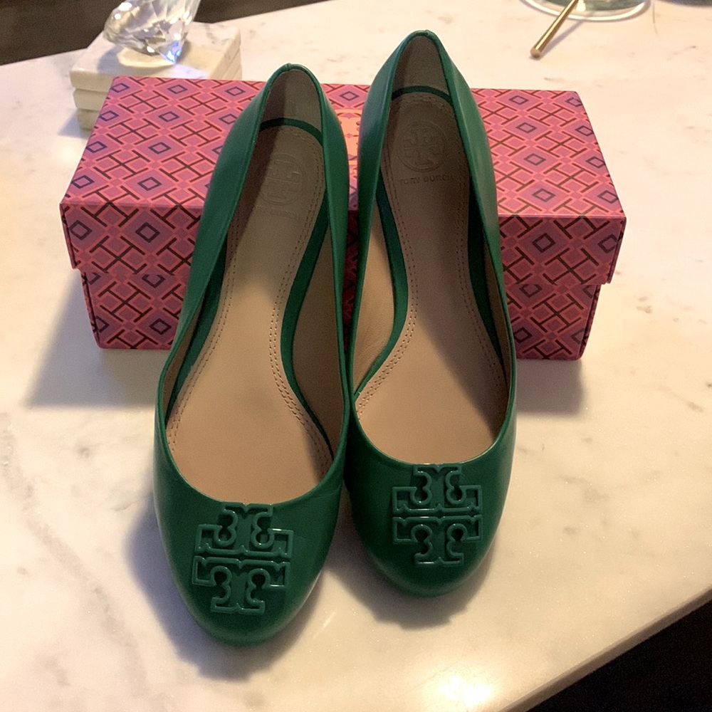 Green Tory Burch Flats Women’s Size 7